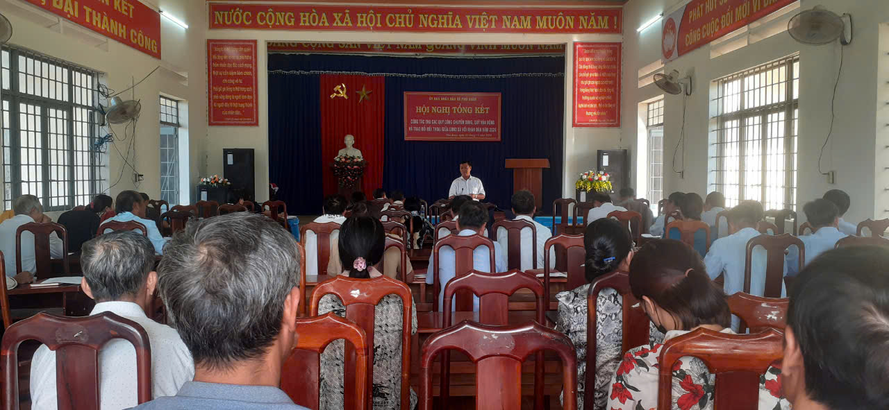 HỘI NGHỊ TỔNG KẾT CÔNG TÁC THU QUỸ CÔNG CHUYÊN DÙNG, CÁC QUỸ VẬN ĐỘNG VÀ TRAO ĐỔI ĐỐI THOẠI GIỮA UBND XÃ VỚI NHÂN DÂN NĂM 2024